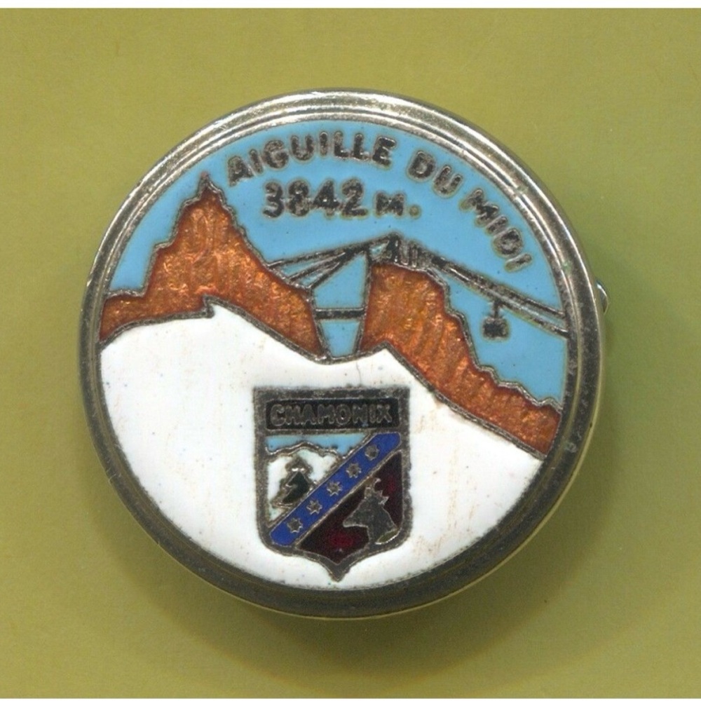 Alpinism mountaineering climbing - Chamonix Mont Blanc, vintage pin badge enamel